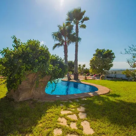 Abahana Villas Angels Villa *